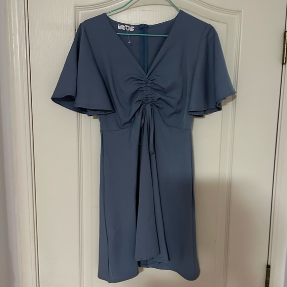 Essere - Short-Sleeve V-Neck Drawstring A-Line Dress - Picture 2 of 6